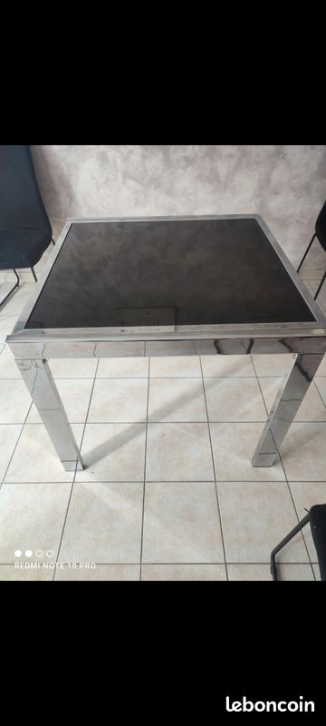 Table (image 1)