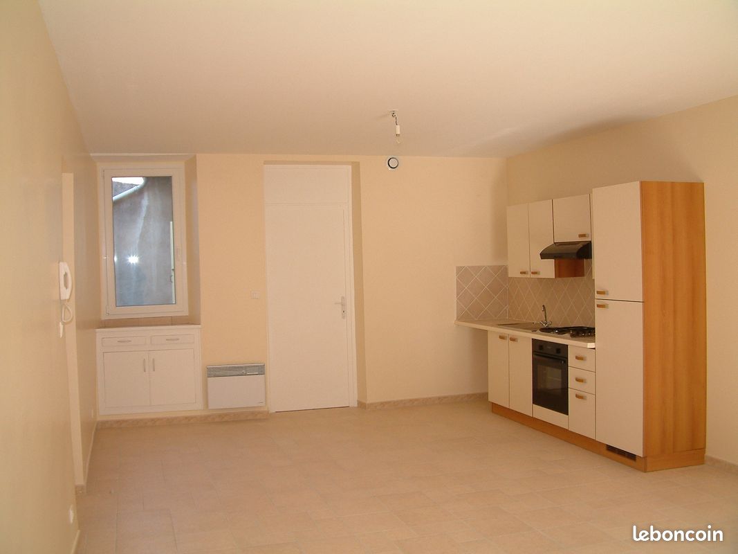 Appartement 2 pièces 55 m² · à Le Teil · 55 m² · 500 €/mois