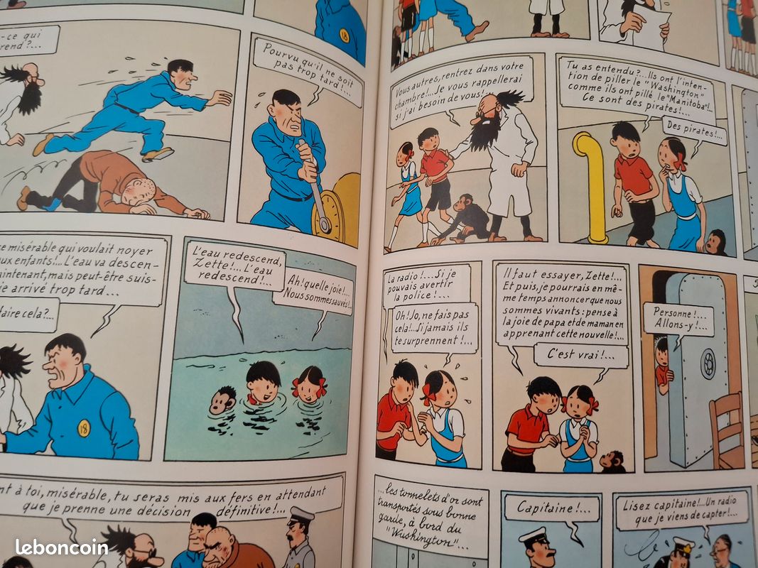 Reliure carton imitation Cuir de 270 pages ( Volume 3 )avec 2 aventures de TINTIN et plusieurs de JO ZETTE et JOCKO ( toutes écrites par Hergé ) (image 9)