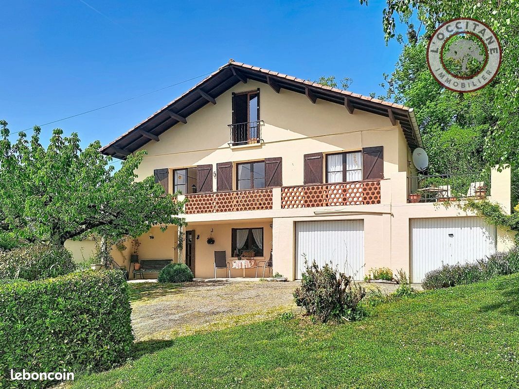 Maison 6 pièces 180 m² · à Cadours · 180 m² · 220 000 €