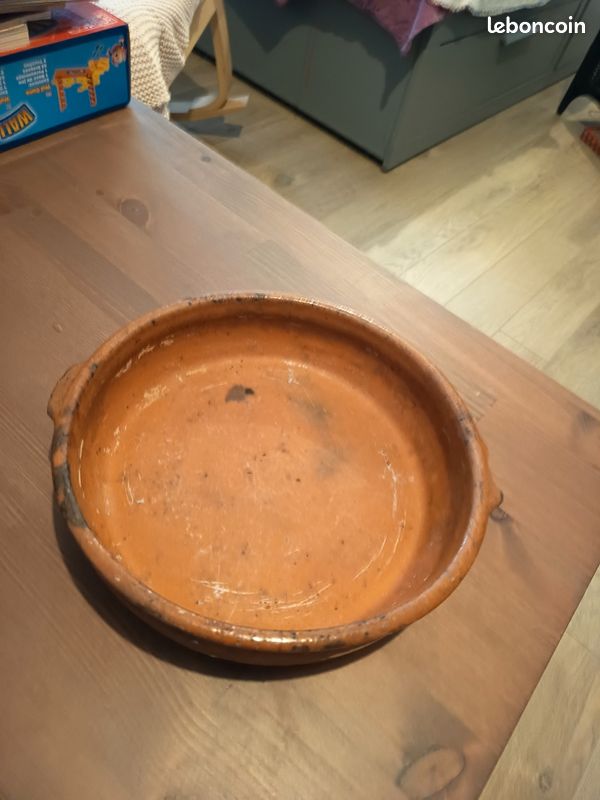 Plat en terre cuite (image 4)