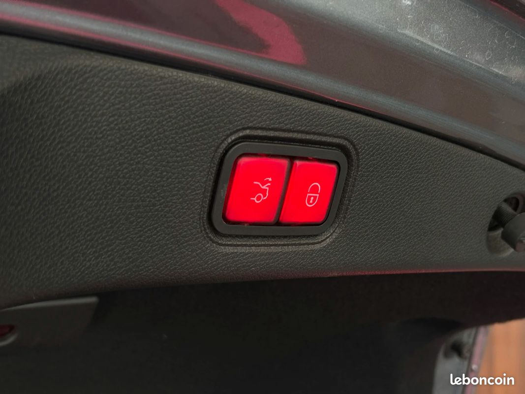 Mercedes-Benz CLASSE E 2.0 CDI BLUETECH 194CH E 220 d (238.314) (image 12)