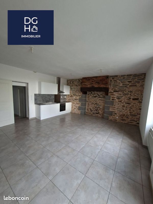 Maison 3 pièces 84 m² · à Retiers · 84 m² · 630 €
