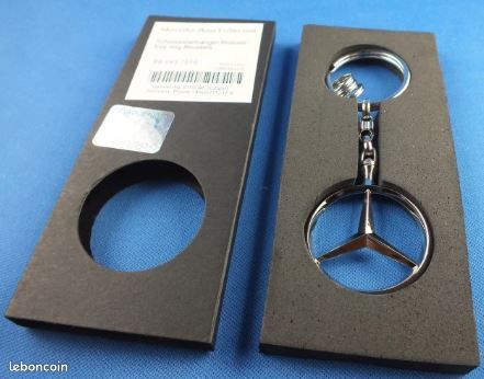 Porte-clé MERCEDES-BENZ pas cher (image 3)