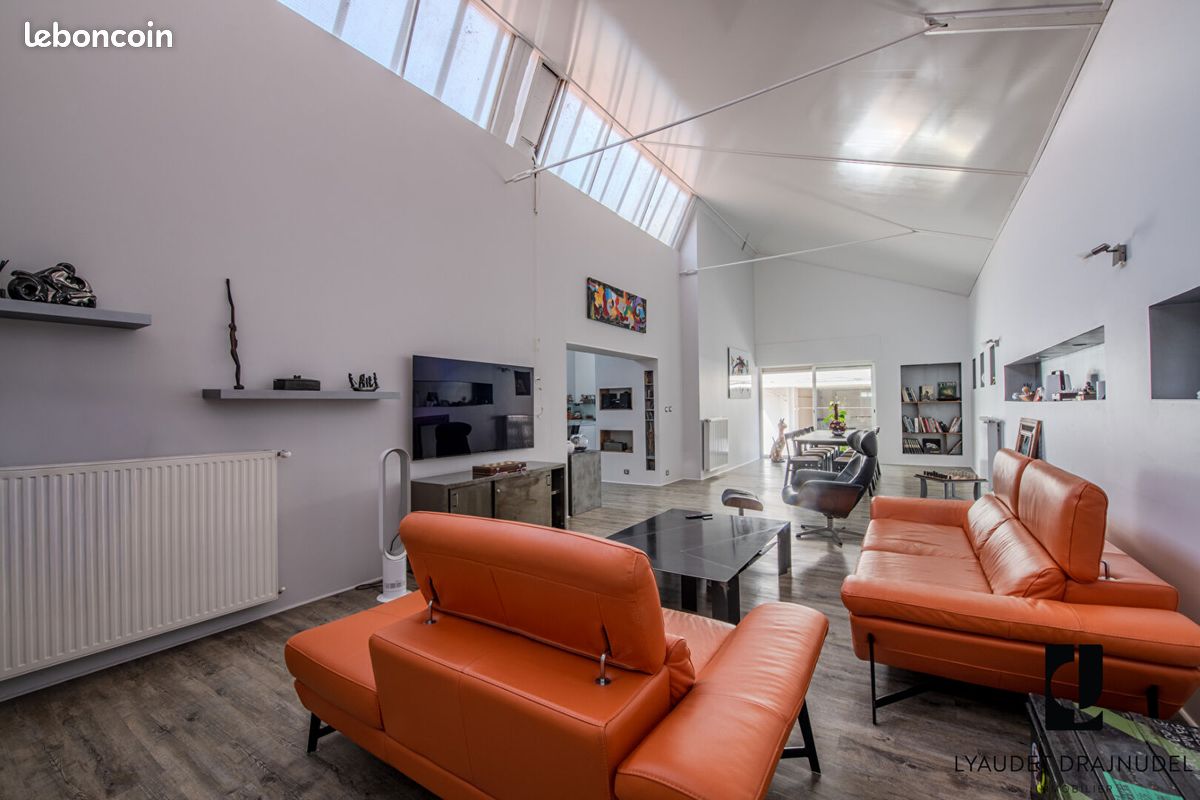 Maison 5 pièces 260 m² · à Roanne · 260 m² · 279 000 €
