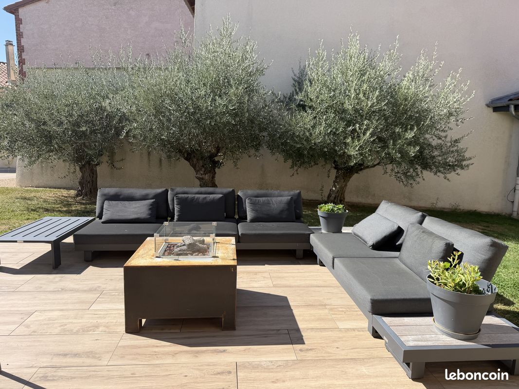 Maison 6 pièces 190 m² · à Saint-Marcellin-en-Forez · 190 m² · 429 000 €