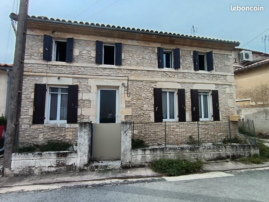 Maison 4 pièces 120 m² · à Anglade · 120 m² · 99 000 €
