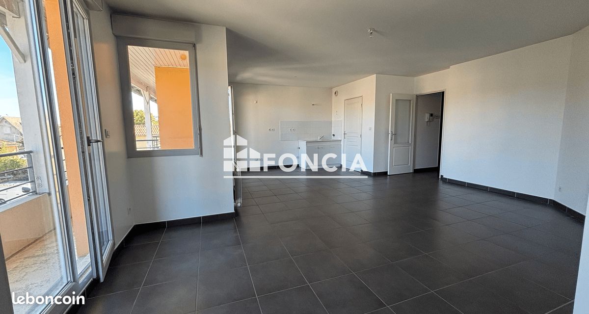 Appartement 3 pièces 75 m² · à Quincieux · 75 m² · 925 €/mois
