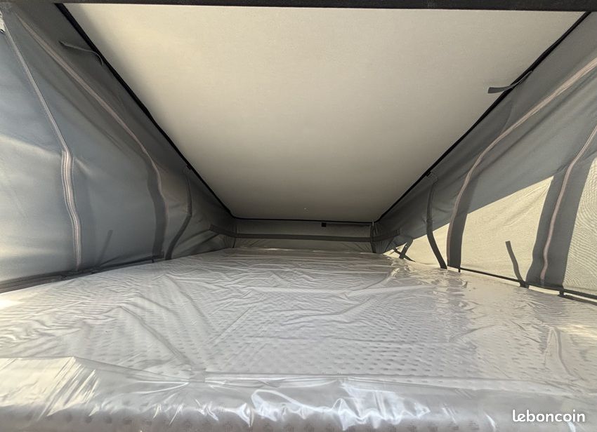Camping-car Fourgon aménagé Dethleffs globetrail 600 DS toit relevable pack 95 ans (image 9)