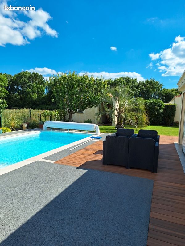 Maison 5 pièces 100 m² · à Longeville-sur-Mer · 100 m² · 385 000 €