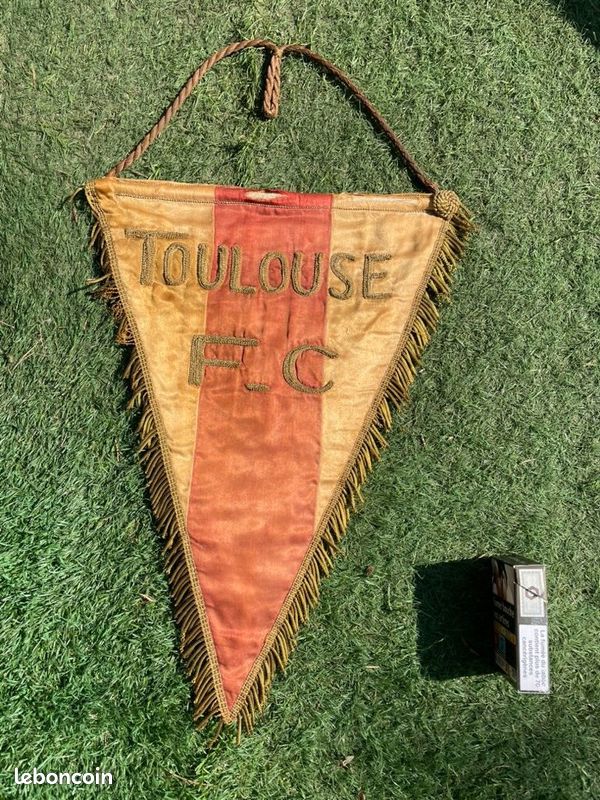 Fanion Tfc Toulouse Football Club • EUR 5,00 - FR