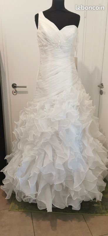 Robe de mariée (image 1)
