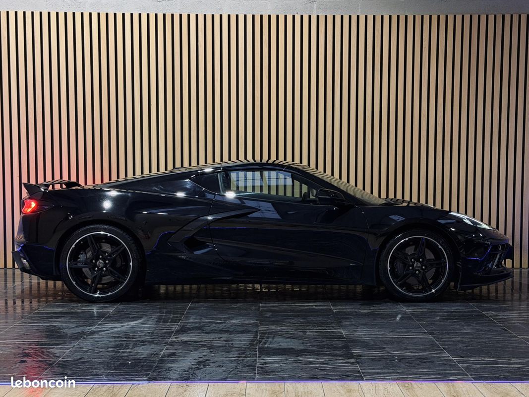 CHEVROLET CORVETTE TARGA 6.2 V8 482 BVA C8 Stingray IMMAT FRANCE 2LT ETAT NEUF 1ERE MAIN RIEN A PREVOIR (image 10)