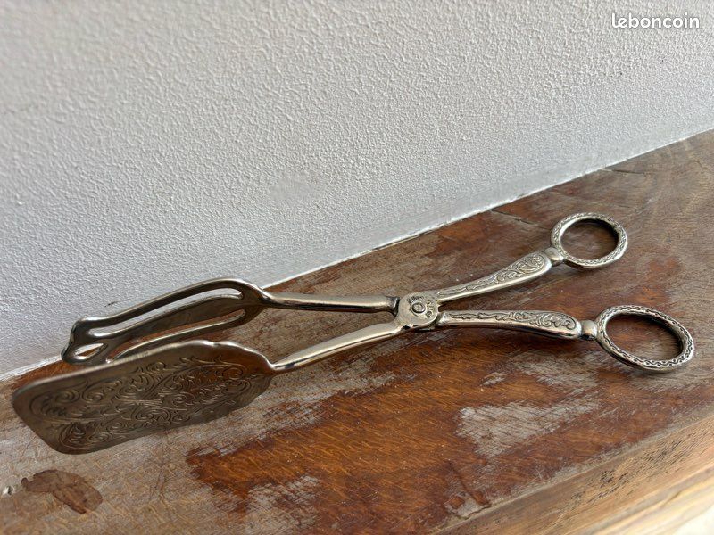 Pince à ongles d'orteil avec lames en demi-lune Personnelle | Jean Coutu