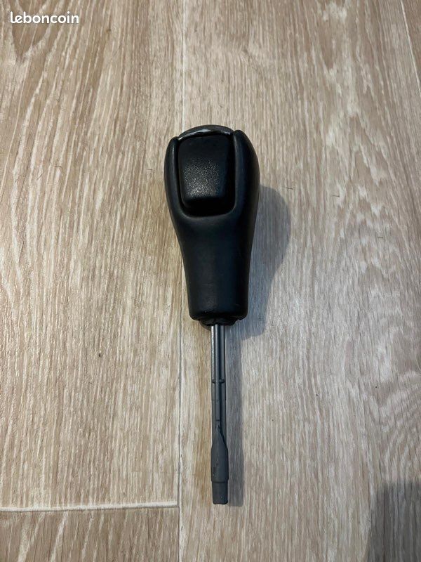 Pièce bmw e39 e38 e46 (image 2)