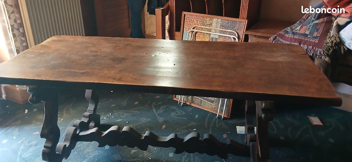 Table en chênes (image 1)