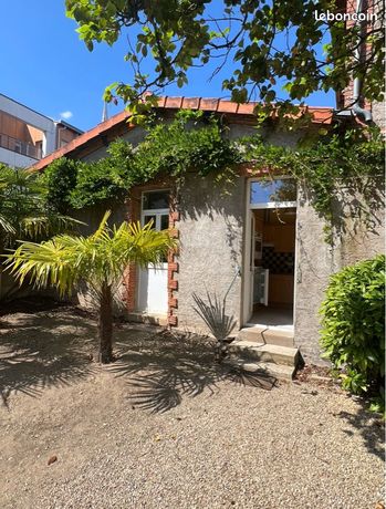Location T2 plein centre ville