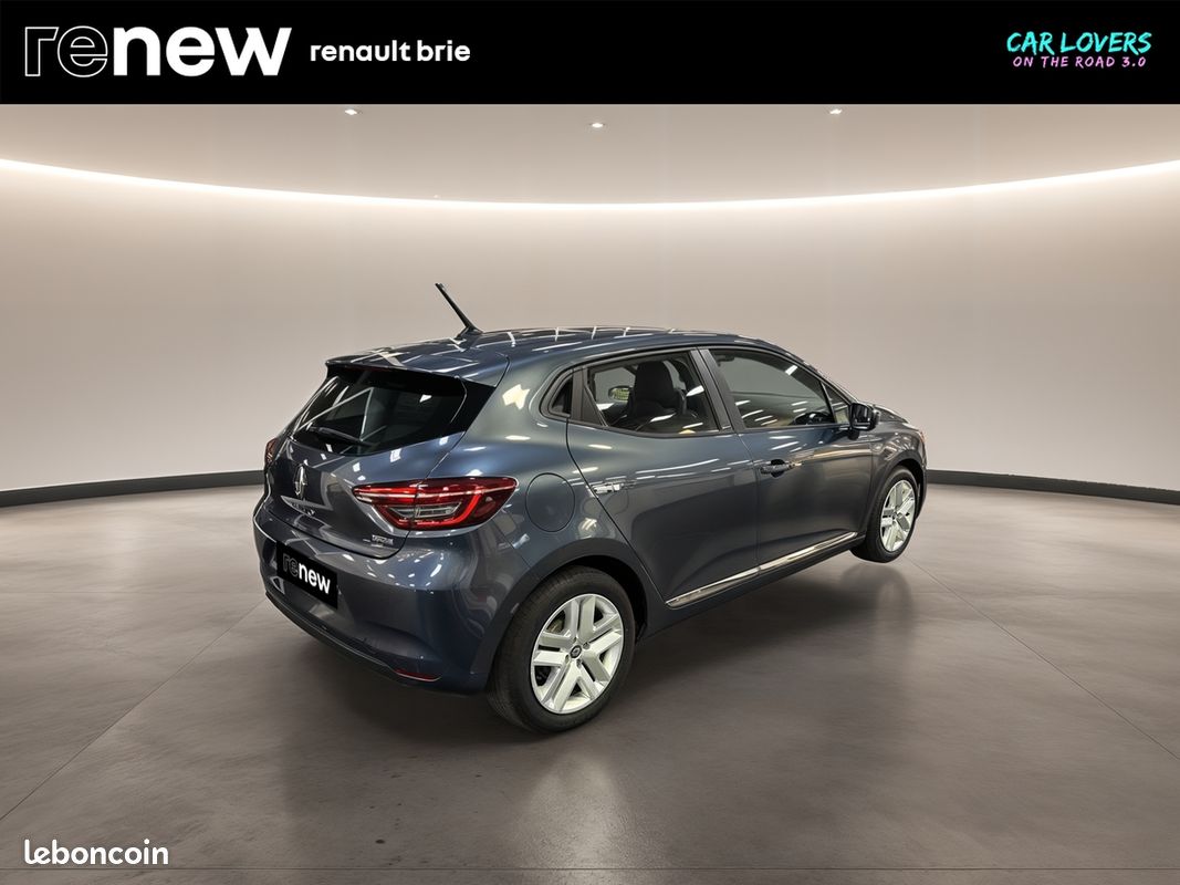 RENAULT Clio E-Tech 140 - 21 Business (image 5)