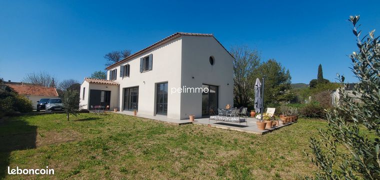 Maison 5 pièces 160 m²