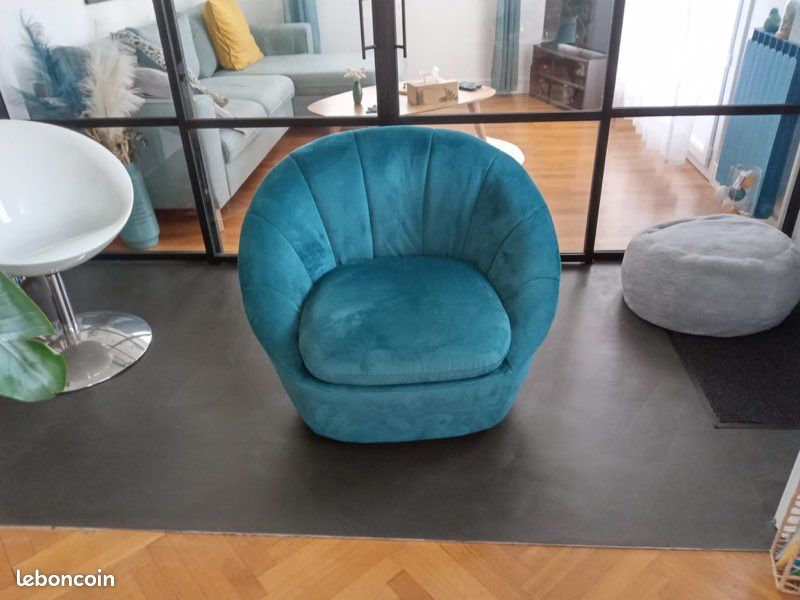 Fauteuil design coquillage bleu canard – Esprit cosy & élégant (image 8)