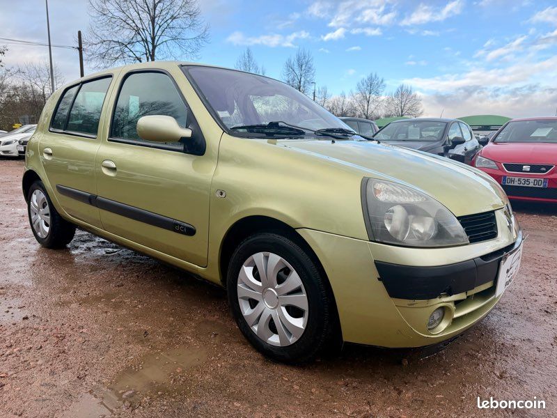 Renault clio 2 1.5l dci 80cv finition privilège 218.000kms 04/2004 clim auto regulateur (image 2)