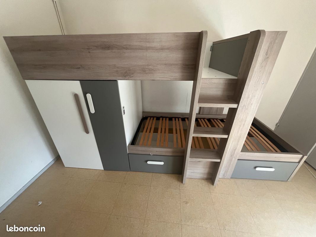 Lit 2 personnes avec armoire (image 2)