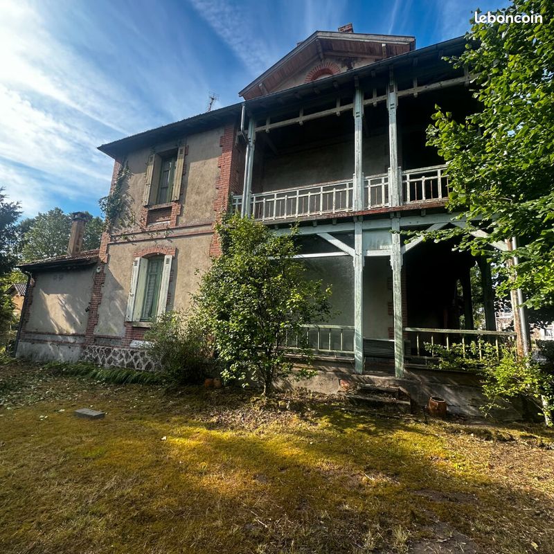 Maison 20 pièces 450 m² · à Pissos · 450 m² · 472 000 €