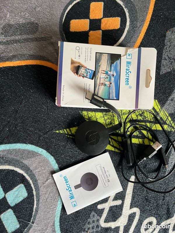 Lot de Deux. Lecteurs streaming, HDMI noir à vendre (image 1)