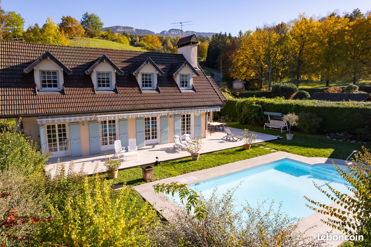Maison 7 pièces 180 m² (image 1)