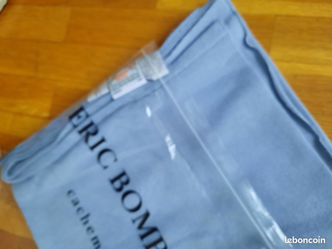 Poncho court étole cashmere Neuf Éric Bompard Bompard (image 3)