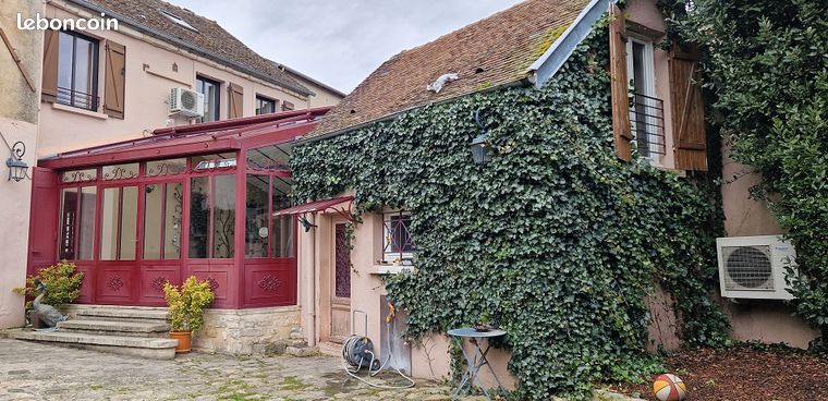 Maison 8 pièces 158 m²