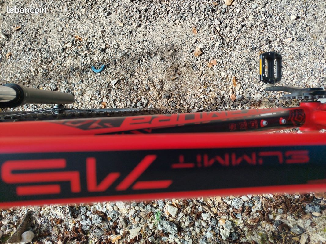 VTT Nakamura Summit 715 (image 8)
