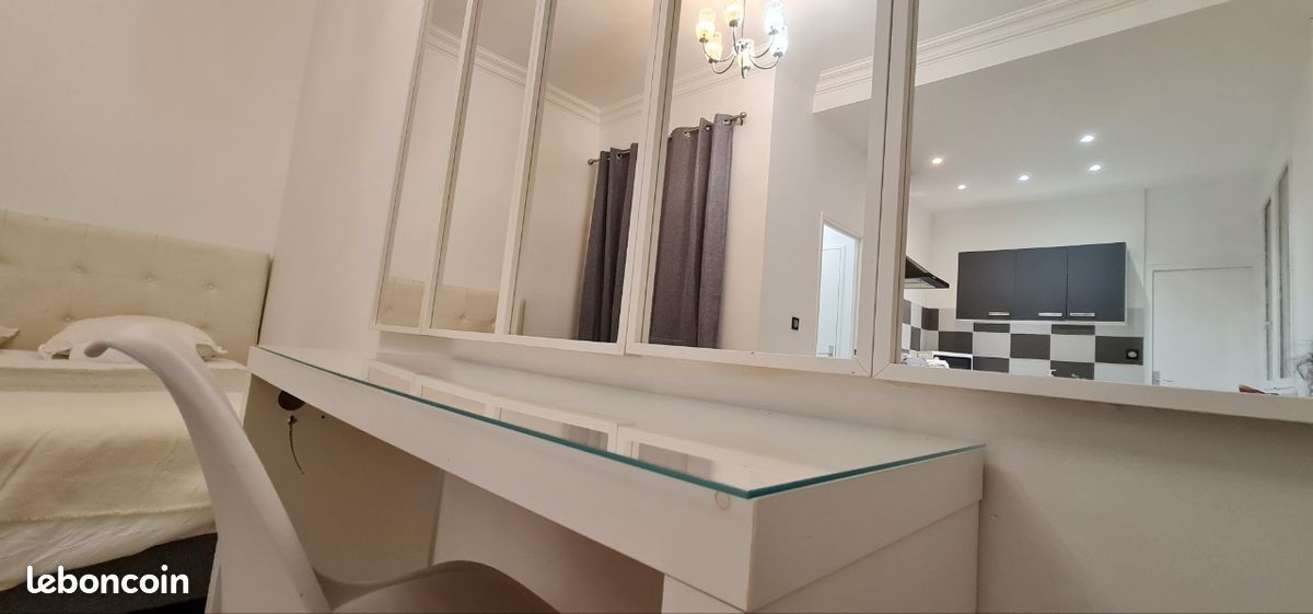Appartement 1 pièce 28 m² · à Saint-Étienne · 28 m² · 550 €