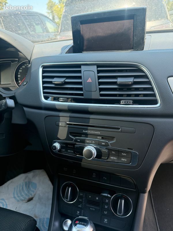 Audi Q3 2.0 TDI 150ch S line Midnight quattro S tronic 7/Rotor/ Sièges Sport/ 2018 (image 8)