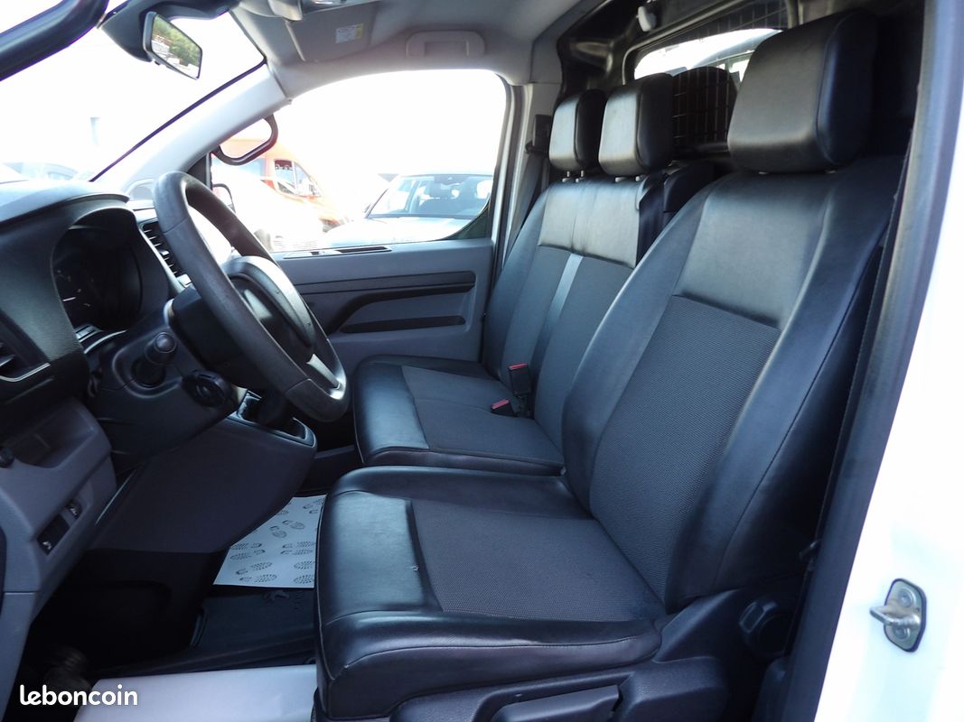 Peugeot EXPERT MOTRICITÉ RENFORCÉE STANDARD 2.0 BLUEHDI 120CH PREMIUM MOTRICITÉ RENFORCÉE (image 3)