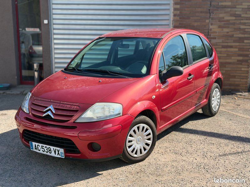 Citroën C3 1.4 HDi 70 CH FINITION FURIO 190,000 KM GARANTI 3 MOIS / RÉGULATEUR DE VITESSE / DEUX CLEFS / VITRES ELECTRIQUE / RÉVISION À JOURS (image 2)
