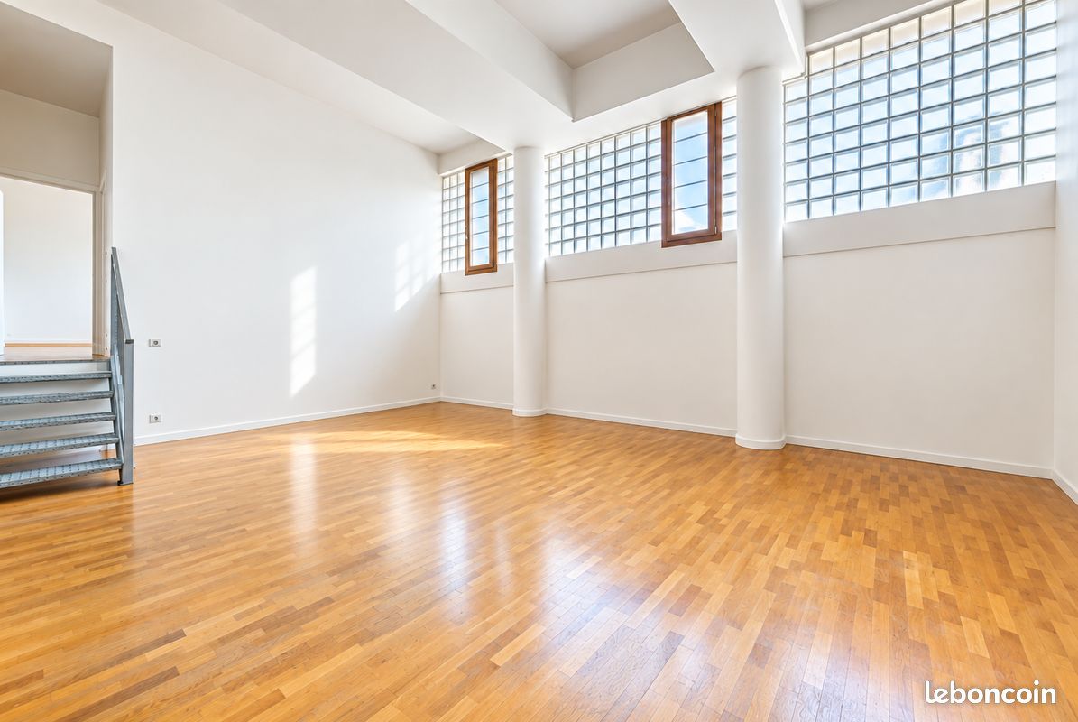 Appartement 4 pièces 111 m² · à Paris · 111 m² · 4 000 €/mois