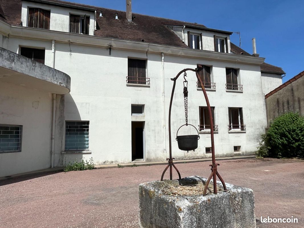 Appartement 3 pièces 69 m² · à Avallon · 69 m² · 75 000 €