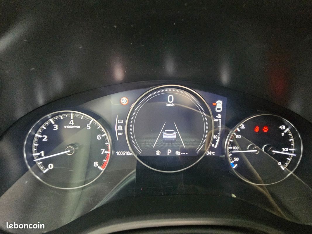 MAZDA CX-30 Exclusive 4x2 toit ouvrant / appel carPlay et Android auto / feux et essuis glace automatique / regulateur adaptatif / affichage tete auto / sièges et volant électrique chauffant (image 30)