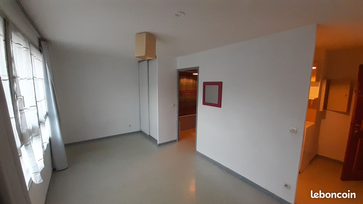 Appartement 1 pièce 23 m² · à Grenoble · 23 m² · 469 €