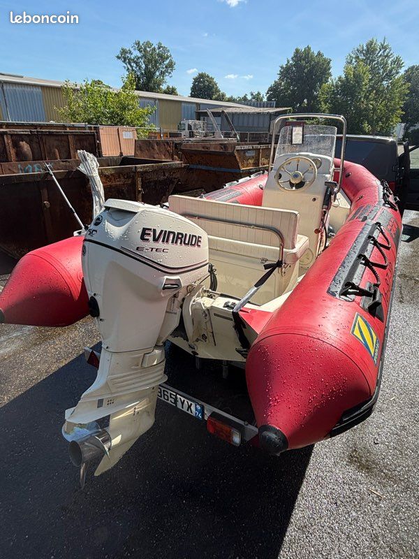 Zodiac Pro 9 Man 4,70 m – Evinrude 50 CV – Prêt à naviguer (image 2)