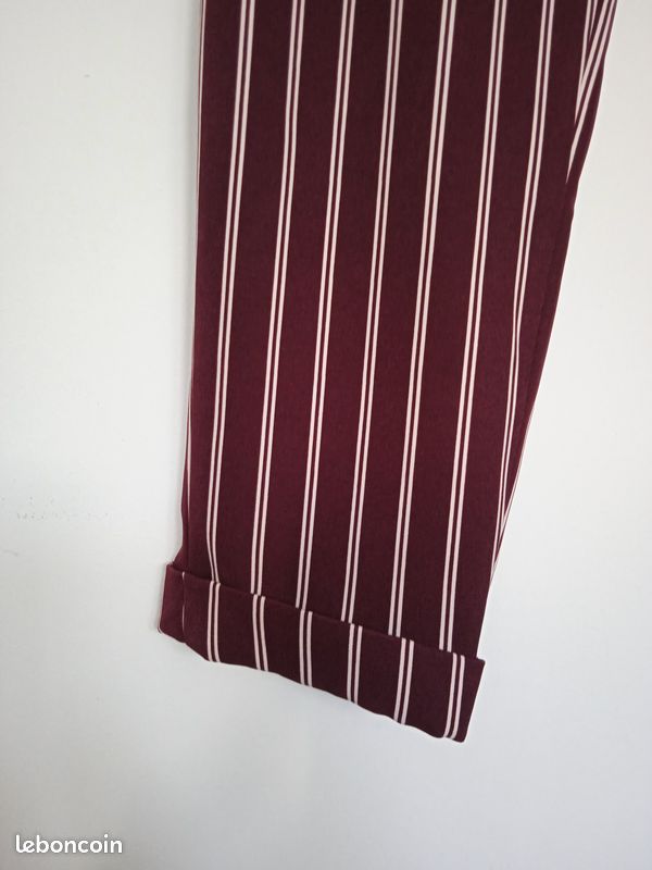 Pantalon rayé bordeaux taille haute a revers Pull&bear taille 38/M 38 (image 4)