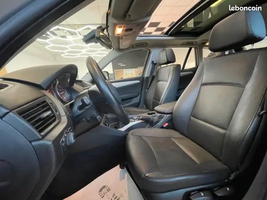 Bmw x1 x 1 E84 18D 18 D 143CH LUXE GRIS SUV XDRIVE GPS / BLUETOOTH CUIR / TOIT OUVRANT PANORAMIQUE (image 4)