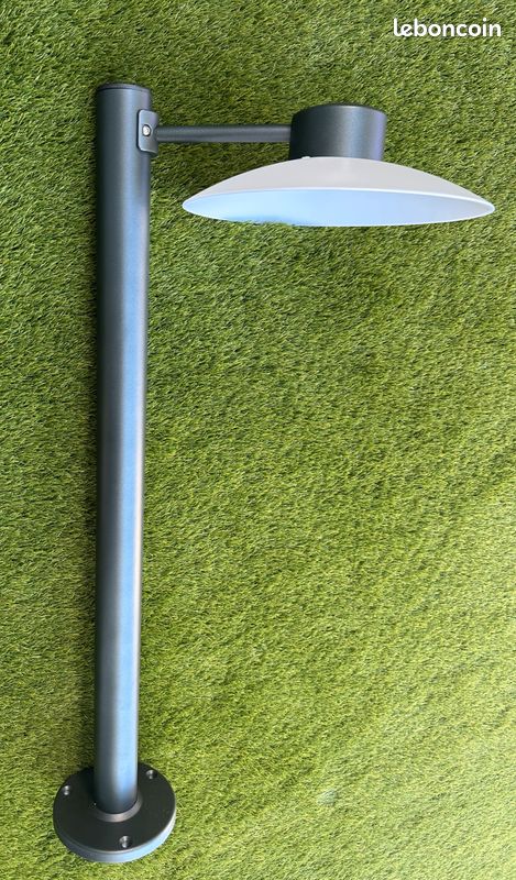 2 luminaires, lampadaires, bornes extérieures neuves Aubanne de Pradier (image 3)