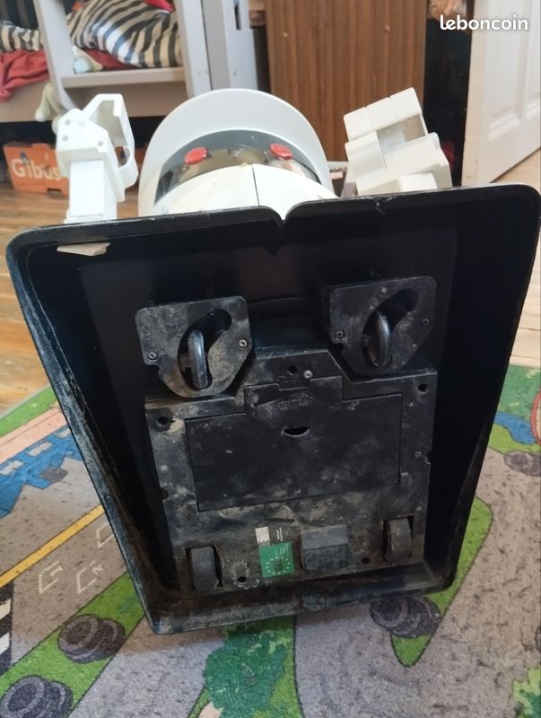 Robot majordome Emilio Bandai 90s — Prêt à servir (ou presque ) (image 8)