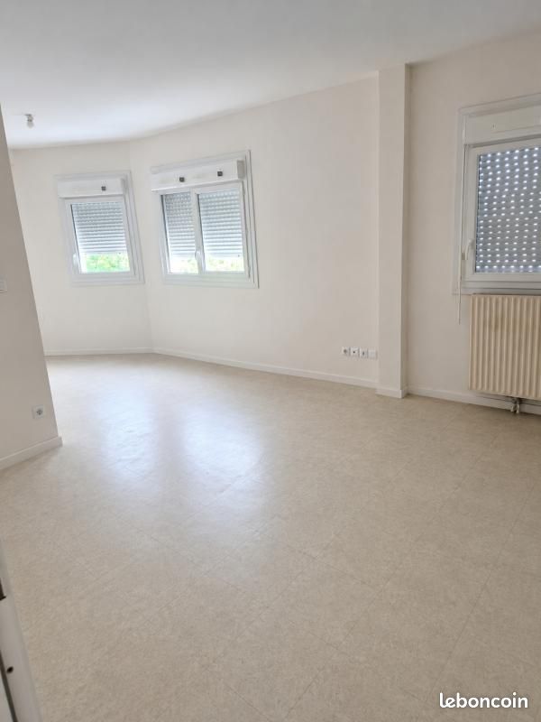 Appartement 1 pièce 41 m² · à Le Pont-de-Claix · 41 m² · 449 €/mois