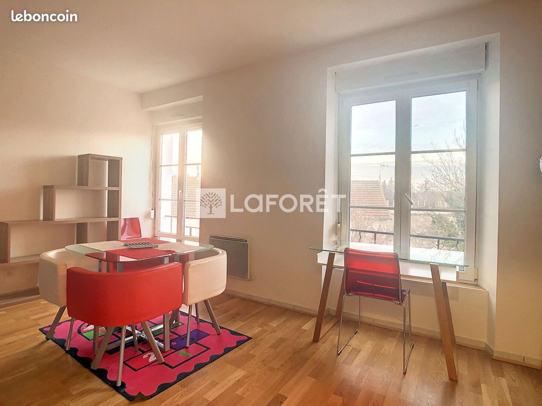 Appartement 1 pièce 31 m² · à Neufchâteau · 31 m² · 350 €/mois