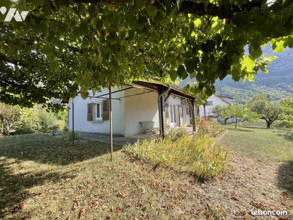 Maison 6 pièces 130 m² · à Saint-Égrève · 130 m² · 558 900 €