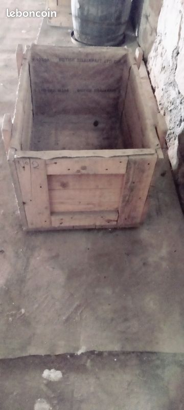 Caisse en bois (image 1)