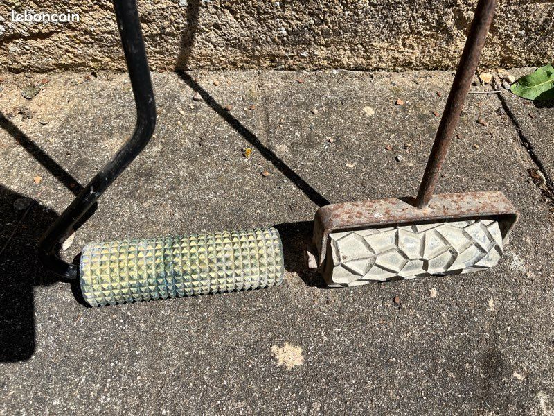 Lot de 2 bouchardes de maçon (image 2)